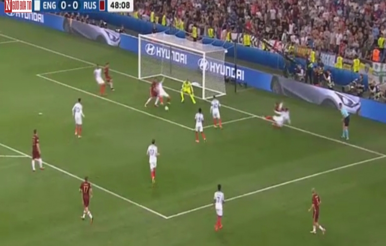 VIDEO: Đội tuyển Nga có tình huống nguy hiểm điềm tiên trong trận đấu